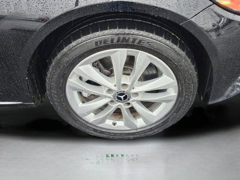 Used 2019 Mercedes-Benz C 300 C 300 image 28