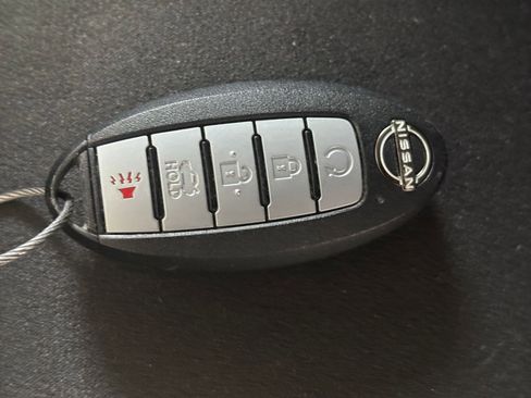 Used 2025 Nissan Altima 2.5 SV image 21