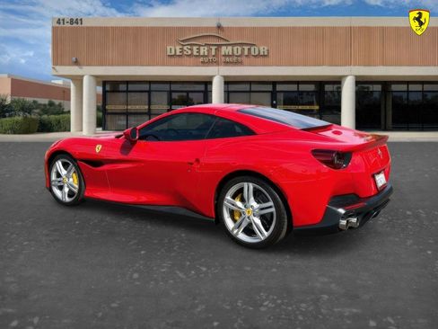 Used 2019 Ferrari Portofino image 14