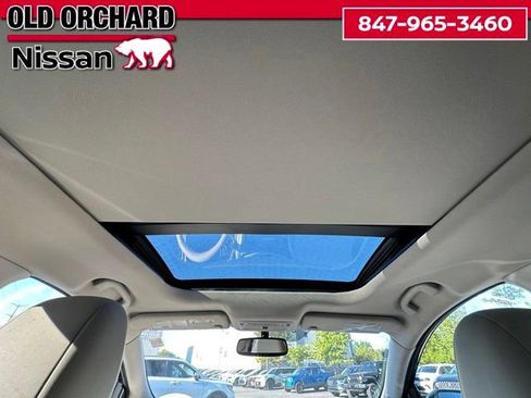 Used 2018 Nissan Murano Platinum w/ Cargo Package AWD/4WD image 11