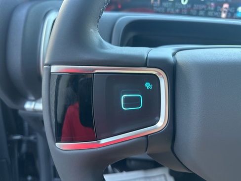 New 2025 Ford Expedition Active image 19