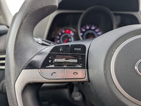 Used 2023 Hyundai Elantra SE image 14