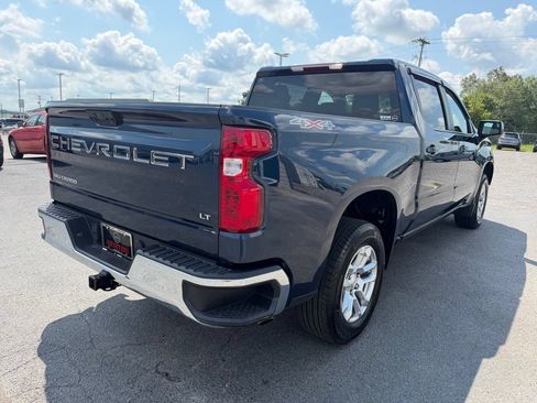 Used 2023 Chevrolet Silverado 1500 LT AWD/4WD image 30