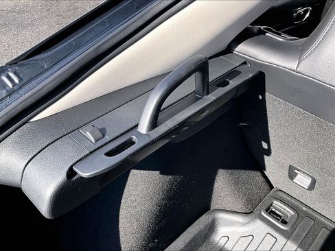 Used 2024 Honda Civic EX-L image 10