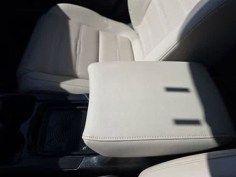Certified 2019 Honda CR-V Touring image 42
