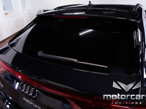 Used 2020 Audi Q8 Prestige image 17