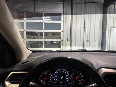 Used 2020 GMC Acadia Denali w/ Trailering Package AWD/4WD image 7