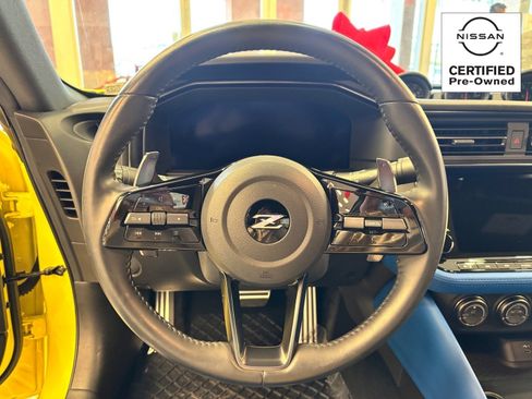 Certified 2024 Nissan Z Performance w/ Floor Mat Package image 19