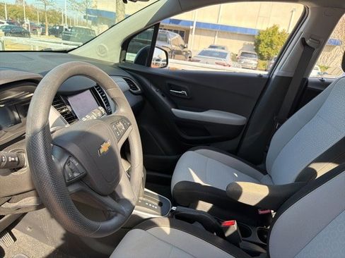 Used 2020 Chevrolet Trax LS w/ Tint and Cruise Package image 14