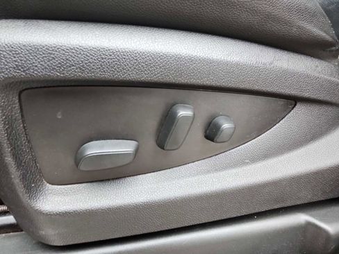 Used 2016 Chevrolet Tahoe LT image 18