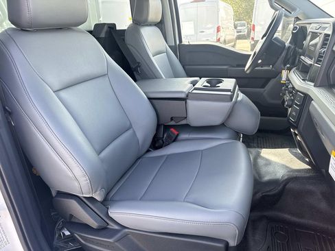 New 2025 Ford F350 XL w/ XL Chrome Package image 28