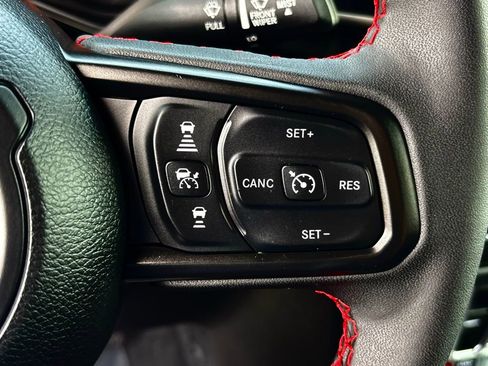 Used 2024 Jeep Wrangler Unlimited Rubicon w/ Safety Group AWD/4WD image 19