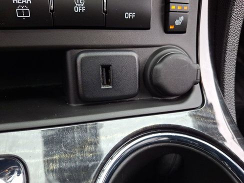 Used 2016 Buick Enclave Premium image 26