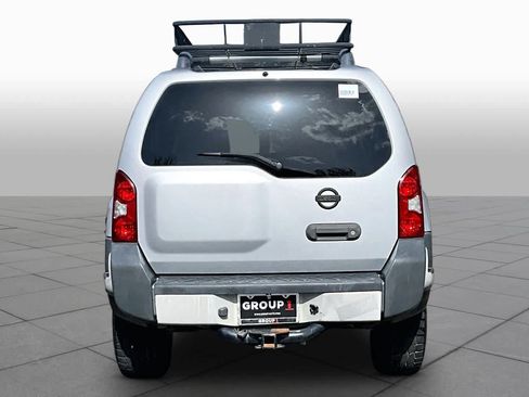 Used 2012 Nissan Xterra X AWD/4WD image 4
