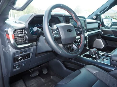 Used 2025 Ford F150 Raptor AWD/4WD image 12