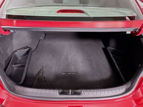 Used 2024 Hyundai Elantra SEL image 27