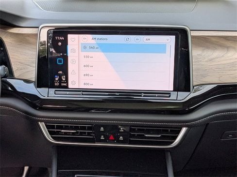 New 2026 Volkswagen Atlas SE image 19