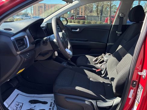 Used 2023 Kia Rio S image 16