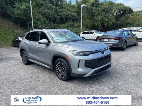 New 2025 Volkswagen Tiguan S image 1