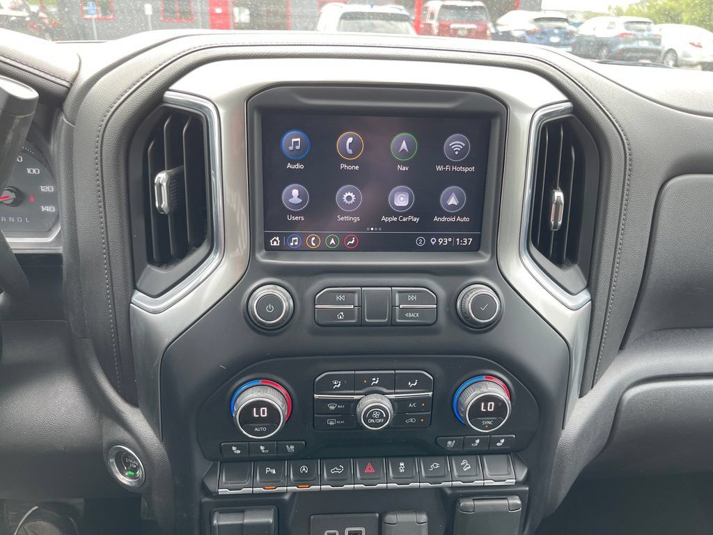 Used 2020 Chevrolet Silverado 1500 LTZ AWD/4WD image 27