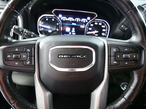 Used 2022 GMC Sierra 3500 Denali w/ Denali Black Diamond Edition AWD/4WD image 25