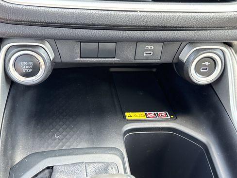 Used 2025 Toyota Grand Highlander FWD image 29