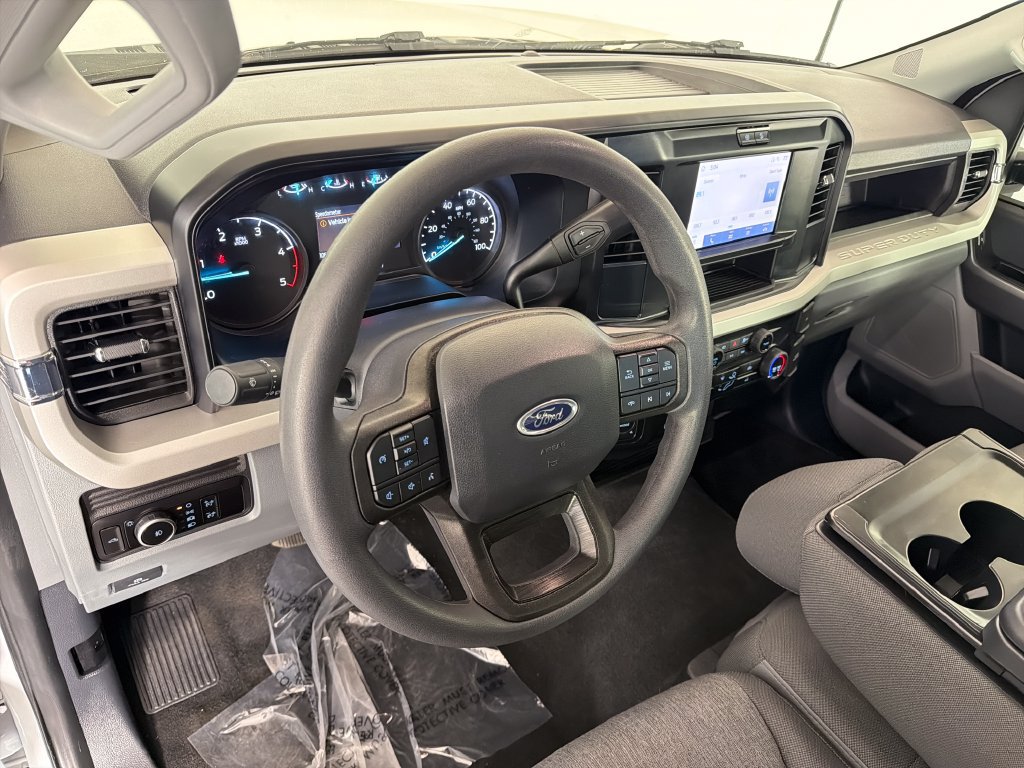 Used 2025 Ford F250 XL w/ STX Appearance Package AWD/4WD image 13