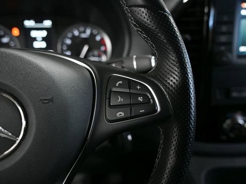 Used 2023 Mercedes-Benz Metris Passenger image 34