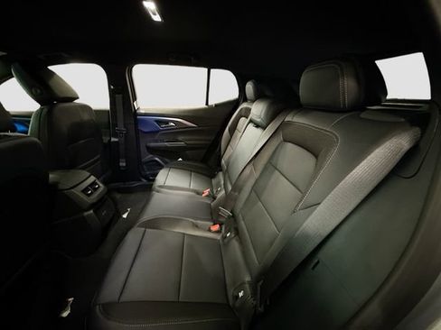 New 2026 Chevrolet Equinox EV LT image 25