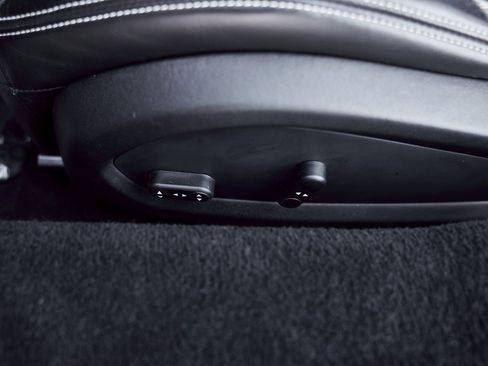 Used 2018 Ferrari 488 Spider image 41