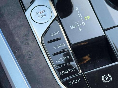 Used 2022 BMW X5 xDrive45e w/ Climate Comfort Package image 45