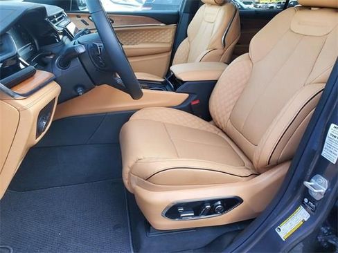 New 2025 Jeep Grand Cherokee L Summit image 16