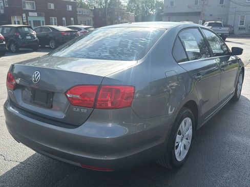 Used 2013 Volkswagen Jetta SE FWD image 5