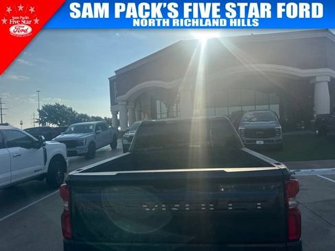 Used 2021 Chevrolet Silverado 1500 LT Trail Boss w/ Bed Protection Package AWD/4WD image 7