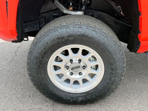 Used 2024 Toyota Tacoma TRD Sport image 6