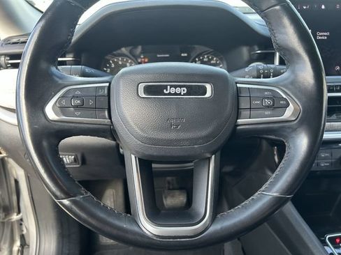 Used 2022 Jeep Compass Latitude AWD/4WD image 25