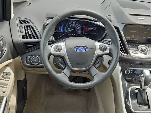 Used 2014 Ford C-MAX Energi SEL w/ Equipment Group 302A FWD image 11