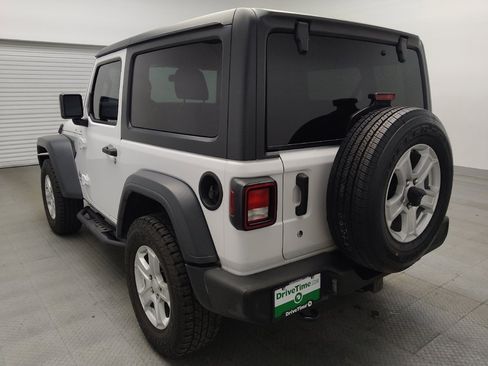 Used 2018 Jeep Wrangler Sport AWD/4WD image 5