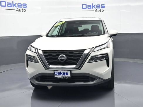 Used 2023 Nissan Rogue SV w/ SV Premium Package AWD/4WD image 4