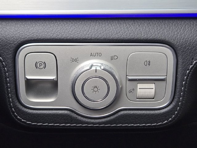 Used 2025 Mercedes-Benz GLE 53 AMG 4MATIC Coupe image 19