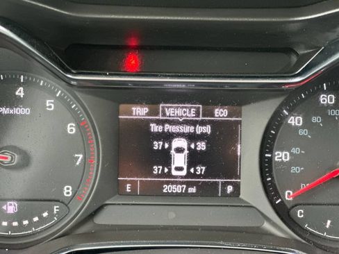 Used 2023 Chevrolet TrailBlazer LT w/ Convenience Package FWD image 26
