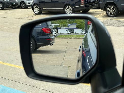 Used 2018 Subaru Forester 2.5i Premium w/ All-Weather Package AWD/4WD image 35