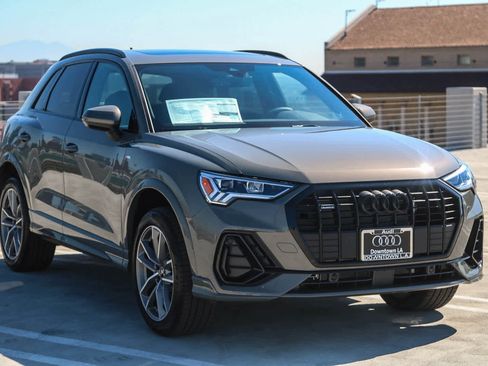 New 2025 Audi Q3 2.0T Premium image 3