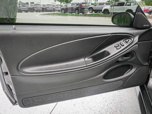 Used 2003 Ford Mustang Mach 1 RWD image 14