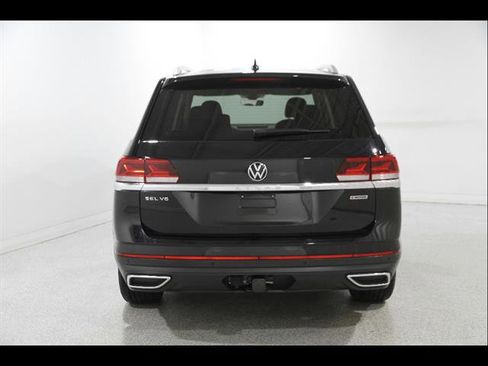 Certified 2022 Volkswagen Atlas SEL image 21