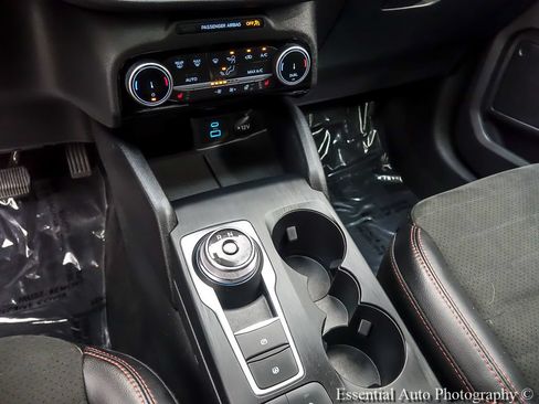 Certified 2022 Ford Escape SEL w/ SEL Stealth AWD Package image 20