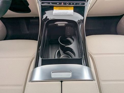 New 2026 Mercedes-Benz GLC 300 image 19