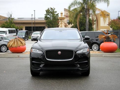 Used 2020 Jaguar F-PACE Prestige AWD/4WD image 2