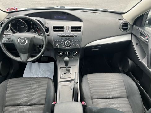 Used 2013 MAZDA MAZDA3 i SV image 7