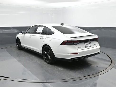 Used 2024 Honda Accord Sport image 5
